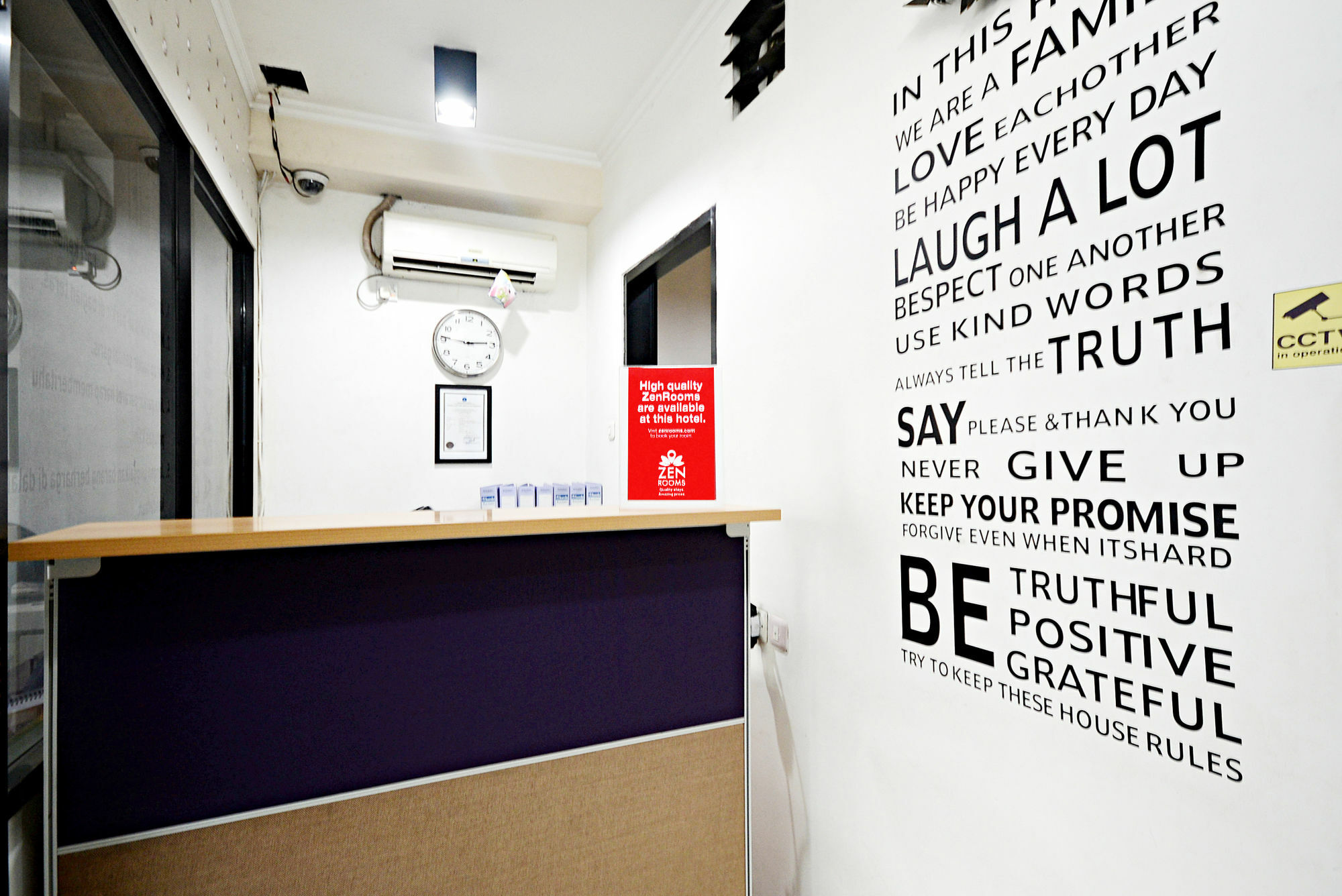 Zen Rooms Cideng Barat 자카르타 외부 사진